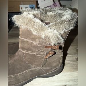 Brown Suede Fur-Lined Ankle Boots